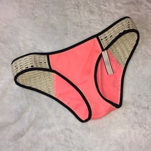 NWT VS bathing suit bottoms